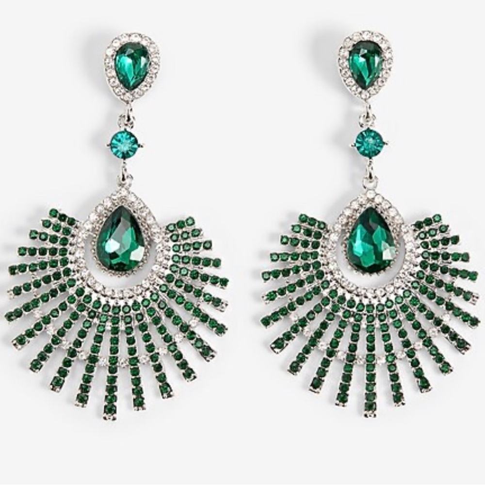 Express Emerald Teardrop Burst Drop
Earrings Brand New with Tags Sold Out Online